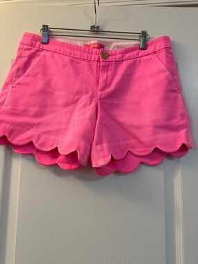 Lilly Pulitzer Hot Pink Scallop-Hem High-Waist Shorts
